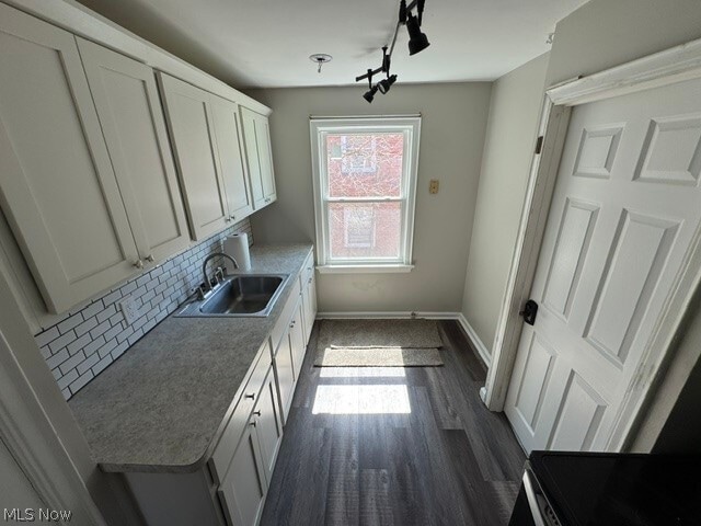 Photo - 1811 E 291st St