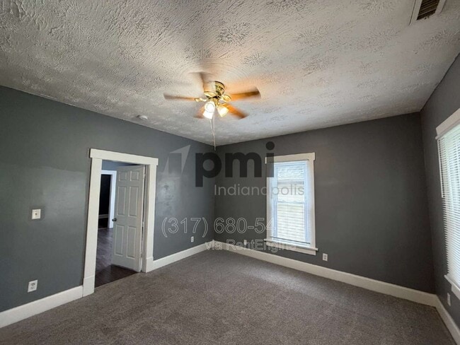 Photo - 2564 Deming Ave