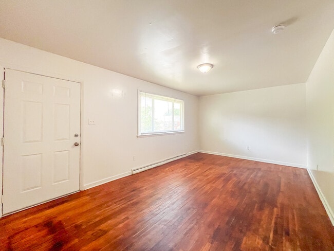 Photo - 1107 W Augusta Ave