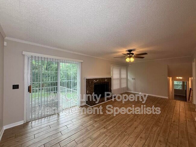 Photo - 2932 Bagpipe Rd