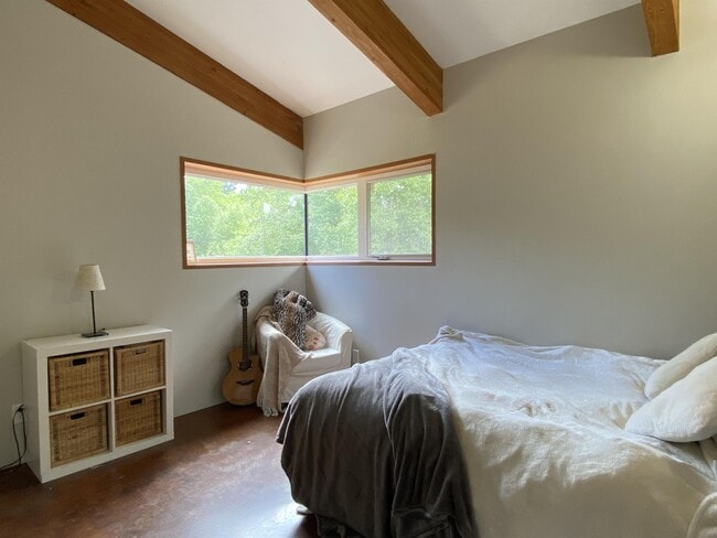 Photo - 1425 Benzon Crescent Unité 1 - coach house