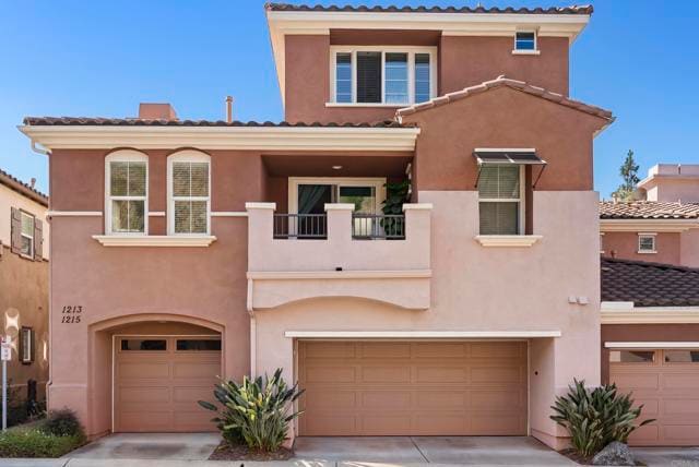 Photo - 1215 Highbluff Ave