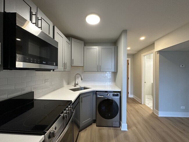 Photo - 1218 N LaSalle St Unit C6
