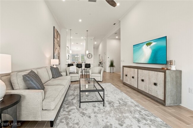 Photo - 11801 Venetian Lagoon Dr Unidad 203