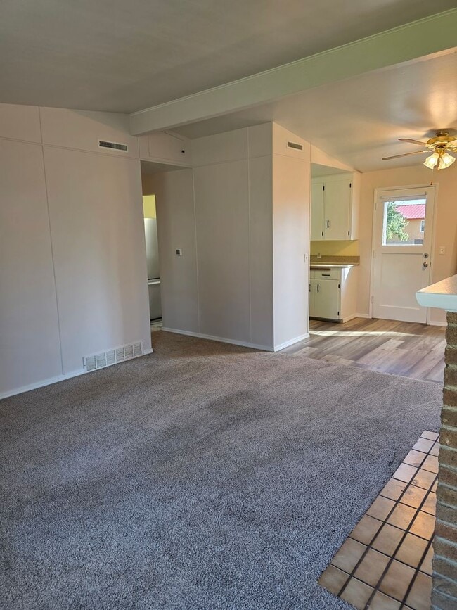 Photo - SeaTac rambler home -3 bedroom 1 bath with carport.  Fenced yard!!!  Available March 1st, 2026!