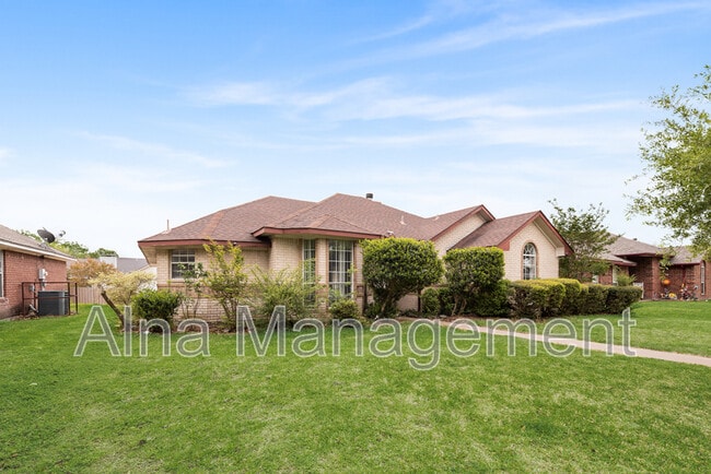 Photo - 1304 Riverview Ln