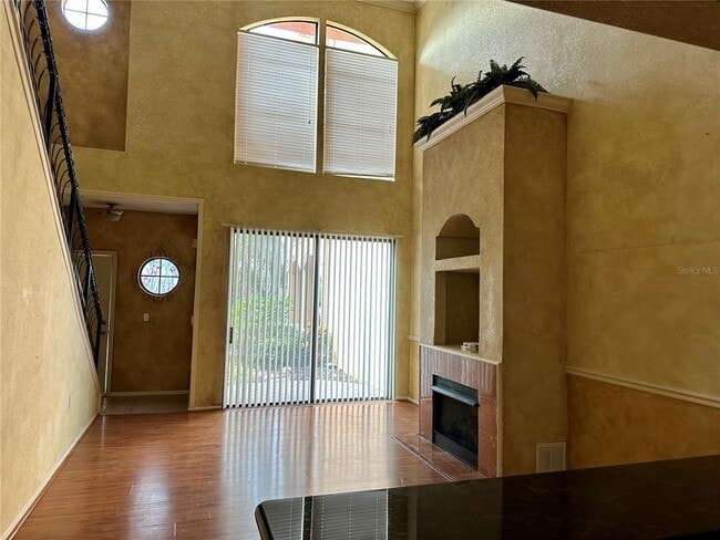 Photo - 2717 Via Cipriani Unidad 615B