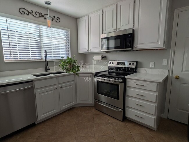 Photo - 351 S Valley View Dr