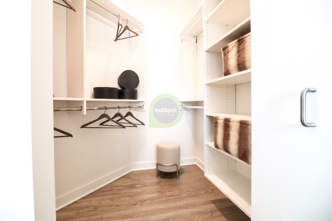 Photo - 1300 Michigan Ave