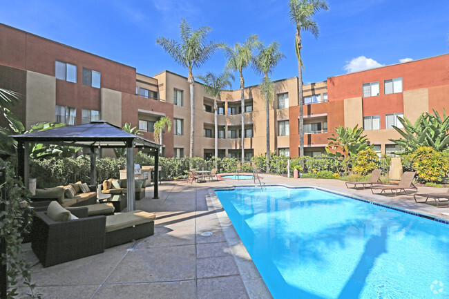 The Plaza Apartments For Rent in San Diego, CA | ForRent.com