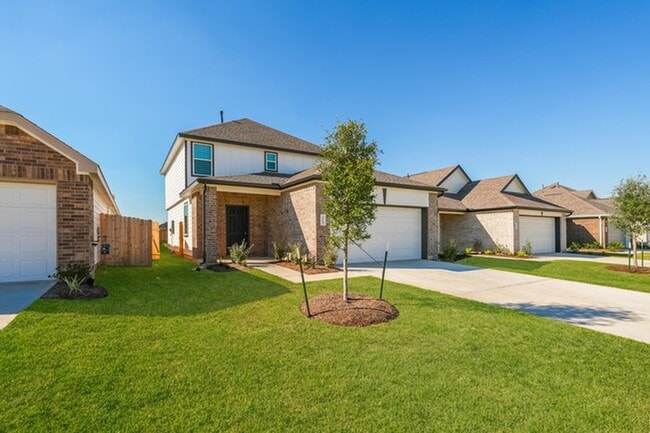 Building Photo - 3005 Wood Lily Dr