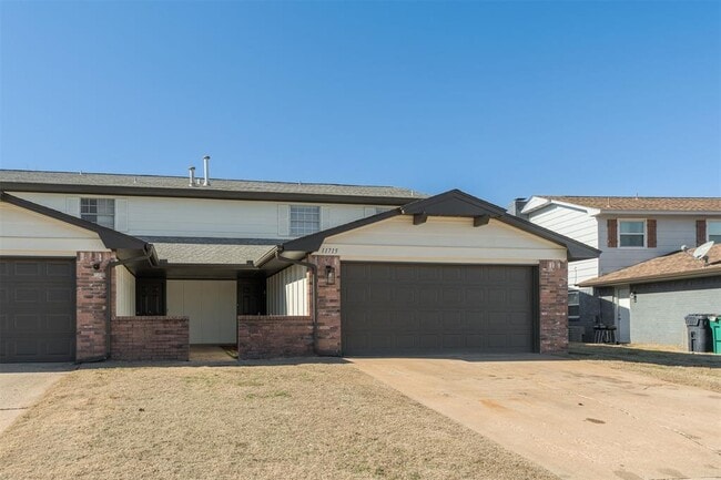 Photo - 11715 N Francis Ave