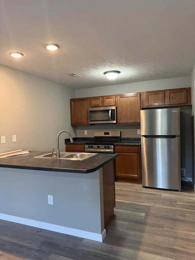 Photo - 2170 Sharkey Rd