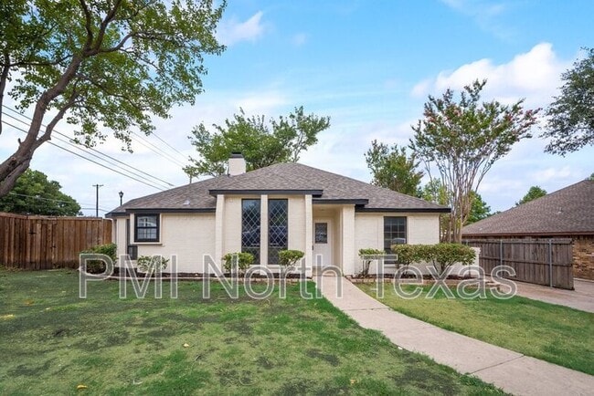 Building Photo - 8880 Woodstream Dr Rental