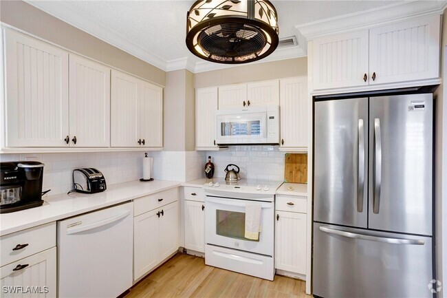 Building Photo - 749 105th Ave N Rental