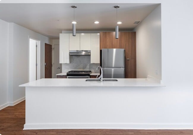 Photo - 144 W Huron St