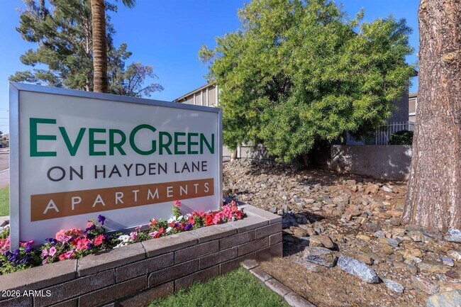 Photo - 1920 E Hayden Ln Unidad 104