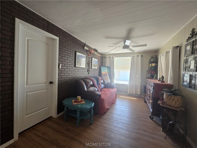 2148 Whitewater Dr