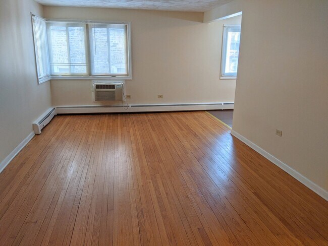 Photo - 810 Seward St Unit 303