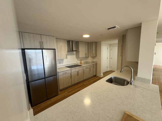 Photo - 2100 St Charles Ave Condo Unit 3M