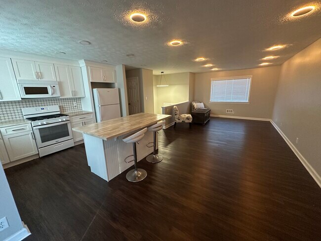 Photo - 1234 Decatur