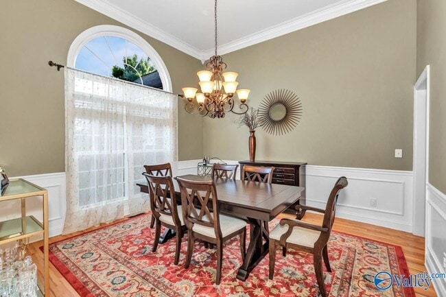 Photo - 230 Bishop Farm Way