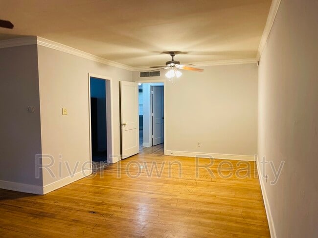 Photo - 3558 Poplar Ave