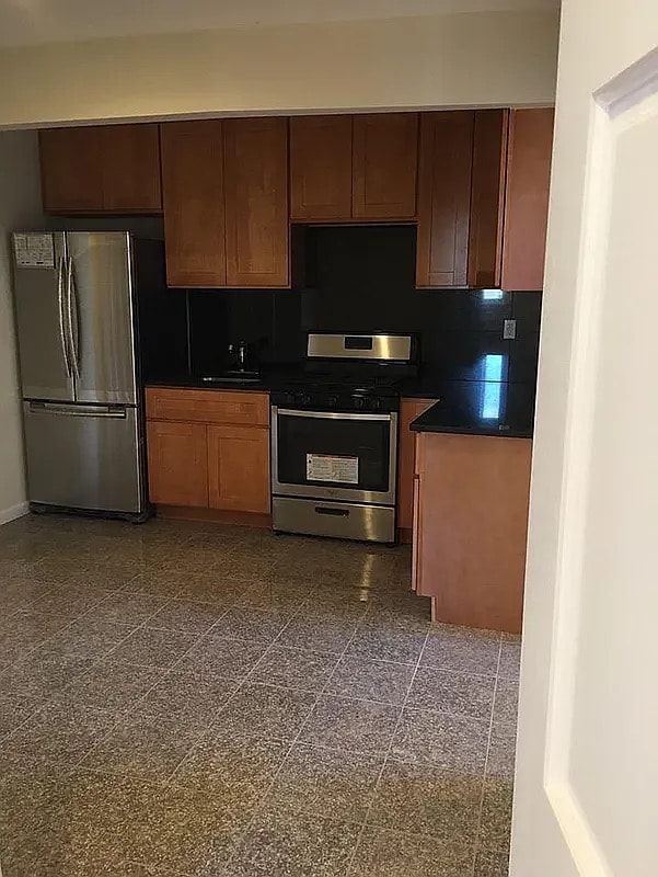 Photo - 51-25 Queens Blvd