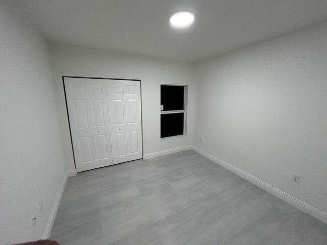Building Photo - 2119 Armour Rd Rental