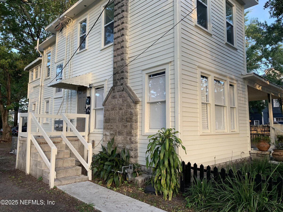 Photo - 1649 Stockton St Apartment Unit 1