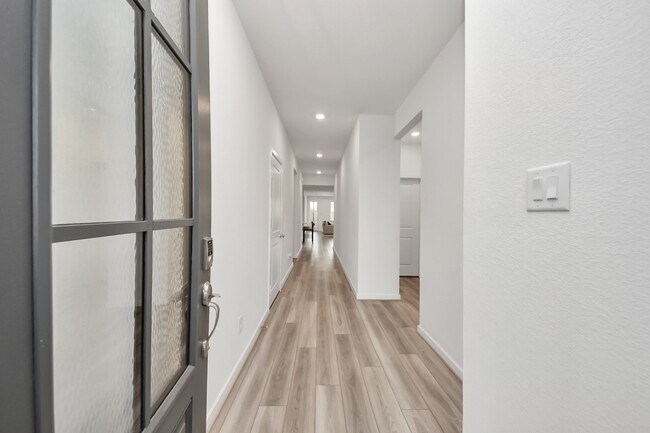 Photo - 21811 Tallulah River Dr