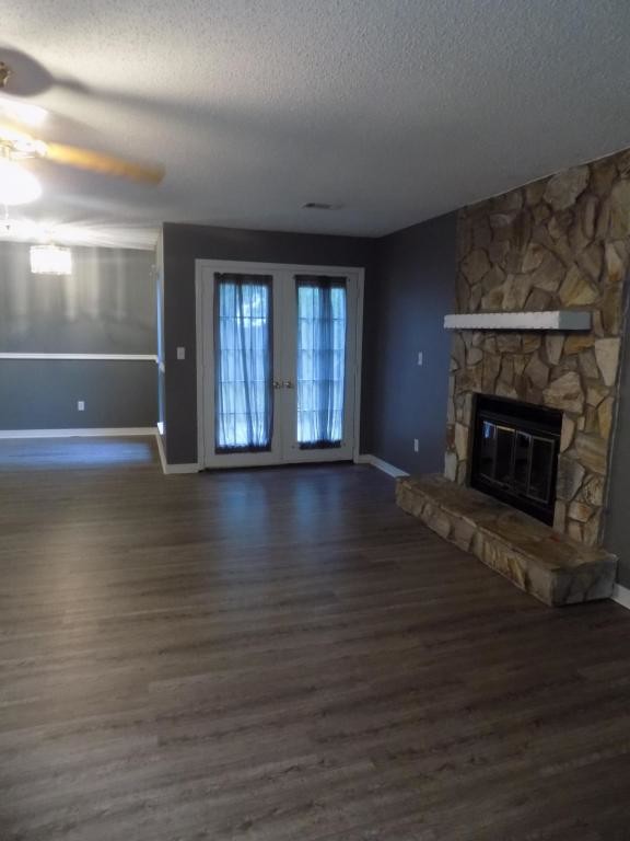 Photo - 3016 Blue Pine Ln