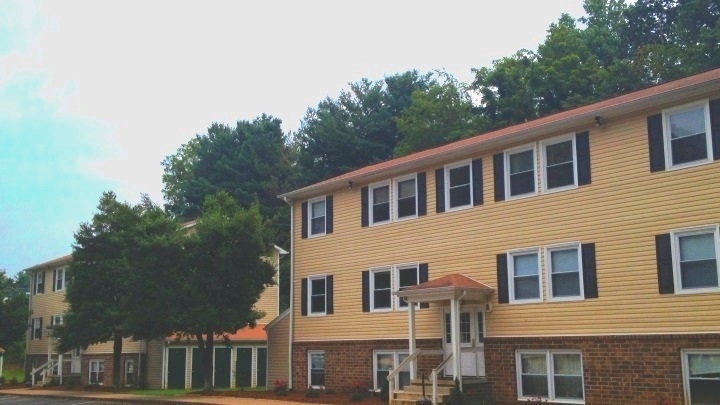 Cedar Square - Cedar Square Apartments