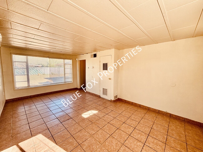 Photo - 3707 E Glenn St