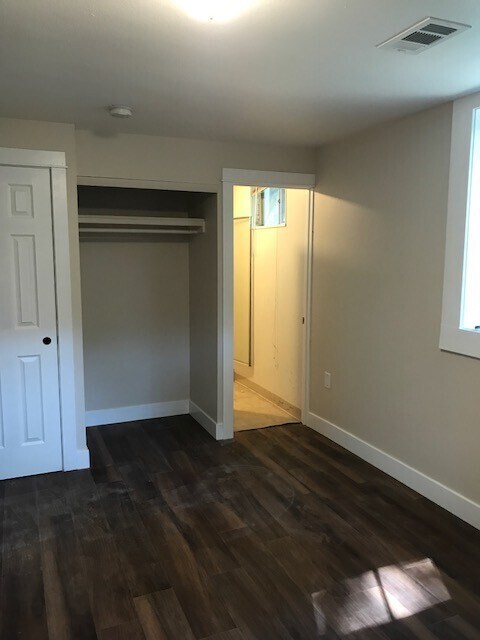 Photo - 622 E Myrtle St Unit 1/2