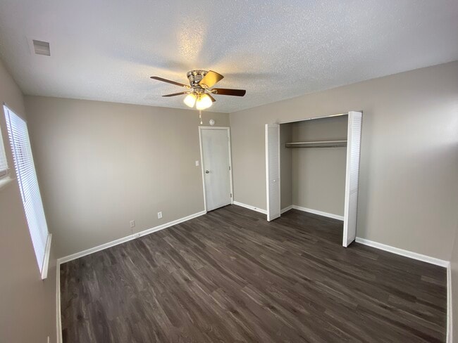 Grey Ridge Apartments