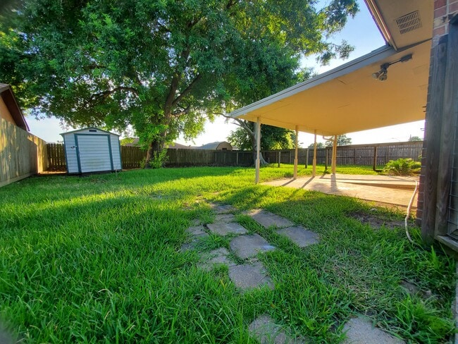 Photo - 7801 Barryknoll Ln