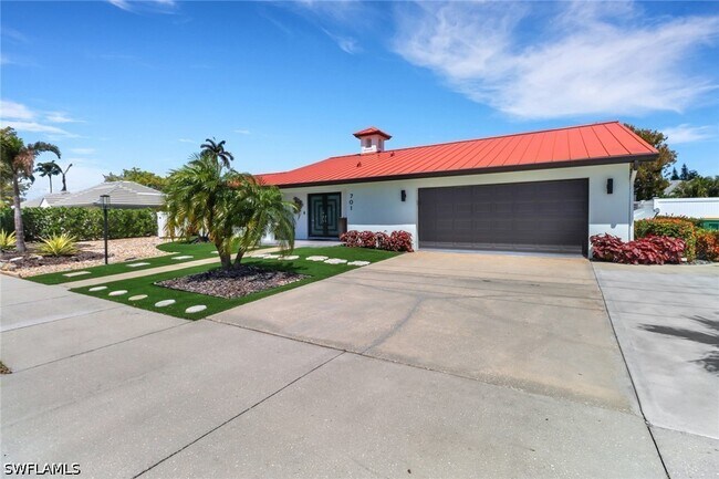 701 N Barfield Dr