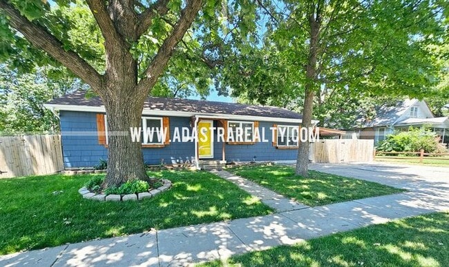 Beautiful Home in Olathe-Coming SOON!!