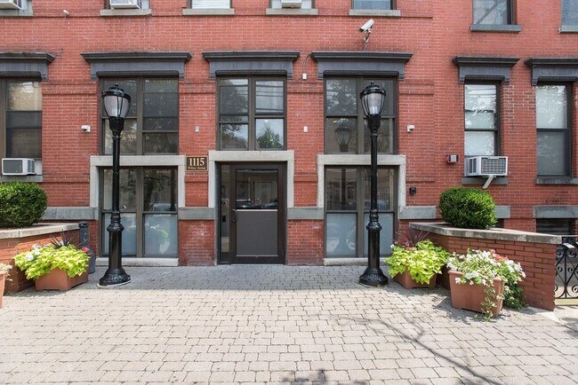 Photo - 1115 Willow Ave Apartment Unit 402