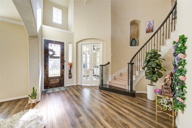 Photo - 1111 Vivid Cres Ct
