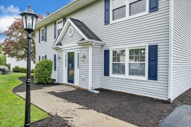 Photo - 165 N Rome Dr