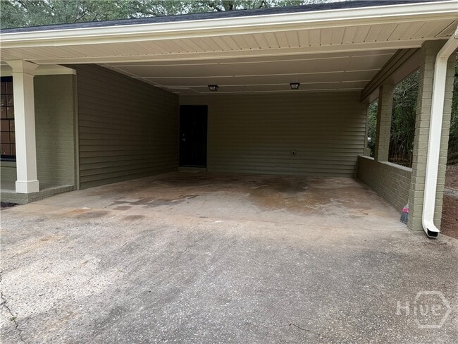 Photo - 185 Landor Dr