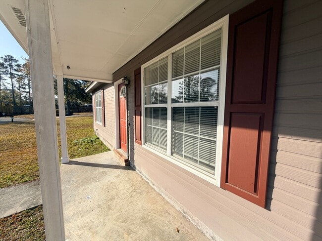 2206 Pulaski Cir