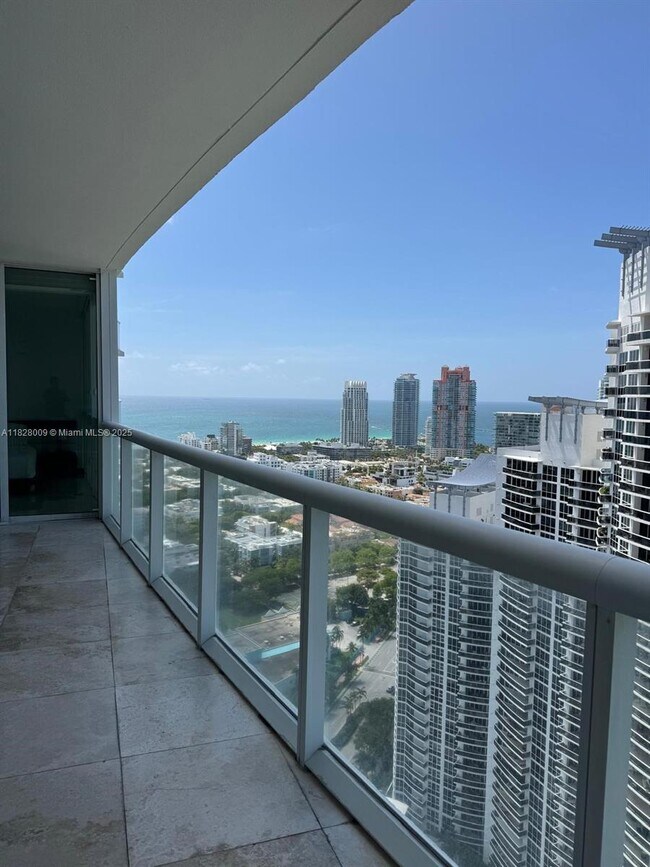 Photo - 450 Alton Rd Unidad 3505 Rental