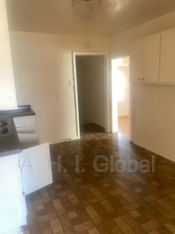 Photo - 4624 S Bonham St