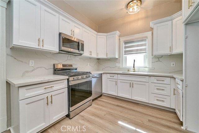 Photo - 844 N Van Ness Ave