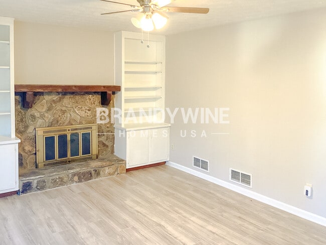 Photo - 3798 Burnt Leaf Ln SW