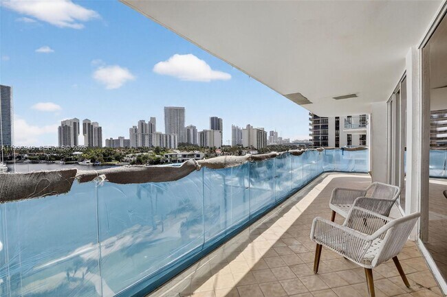 Photo - 19707 Turnberry Way Unit 7F