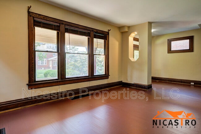 Photo - 184 Frambes Ave